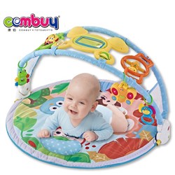 CB780427 - Baby build a piano carpet