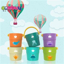 CB817387 - Multicolored casks for babies