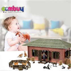 CB880981 - Wildlife animals toy