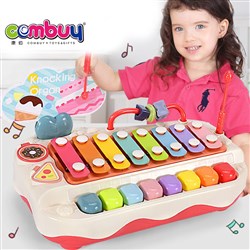 CB905124 - Knocking piano