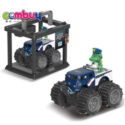 CB929156 - Deformed wheel Volkswagen police crocodile car